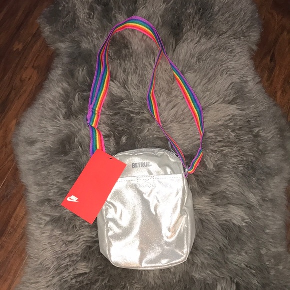 nike betrue bag
